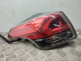 Toyota RAV 4 (XA40) Lampy tylne / Komplet 8158042031