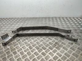 Toyota RAV 4 (XA40) Sangle de réservoir de carburant 