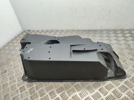 Toyota RAV 4 (XA40) Center/middle under tray cover 5816542021