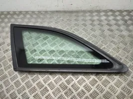 Audi A4 S4 B8 8K Fenêtre latérale avant / vitre triangulaire 43R001583