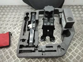 Audi A4 S4 B8 8K Juego de herramientas 