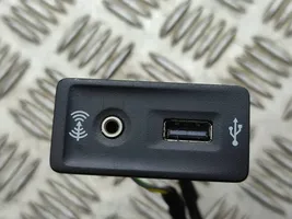 Volkswagen PASSAT B8 Connettore plug in USB 5G0035222