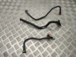 Toyota RAV 4 (XA50) Tuyau d'alimentation conduite de carburant 