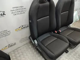 Mazda 3 Fotele / Kanapa / Boczki / Komplet 