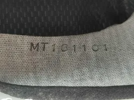 Mazda 3 Vaihdevivun/vaihtajan verhoilu nahka/nuppi MT131101