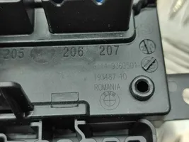 BMW 2 F45 Ramka / Moduł bezpieczników 9270356