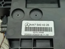 Mercedes-Benz Vito Viano W447 Ramka / Moduł bezpieczników A4475404326