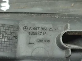 Mercedes-Benz Vito Viano W447 Listwa szyby czołowej / przedniej A4478842574