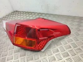 Toyota RAV 4 (XA40) Lampa tylna 