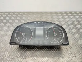 Volkswagen Caddy Speedometer (instrument cluster) 2K0920876A