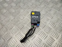 Volkswagen Taigo Connecteur/prise USB 2G6035700