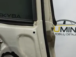 Suzuki Vitara (LY) Drzwi tylne 