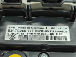 Volkswagen Transporter - Caravelle T5 Panel klimatyzacji 7E5907047BN