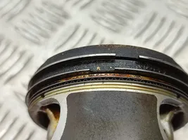 Mercedes-Benz A W176 Piston with connecting rod 