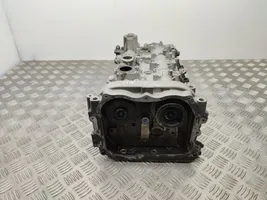 Mercedes-Benz A W176 Engine head R27001616