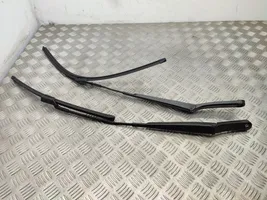 Volkswagen PASSAT B8 Braccio della spazzola tergicristallo anteriore 3G1955409