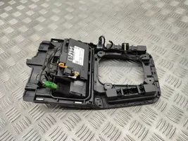 Volkswagen PASSAT B8 Module de charge sans fil 5G0980611