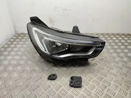 Opel Grandland X Lampa przednia YP00015580