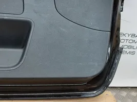 Audi A4 S4 B9 Задняя крышка (багажника) 