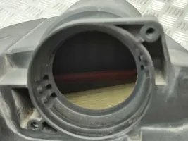 Opel Vivaro Caja del filtro de aire 8200467321