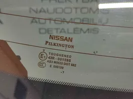 Nissan Juke I F15 Takaluukun/tavaratilan kansi 