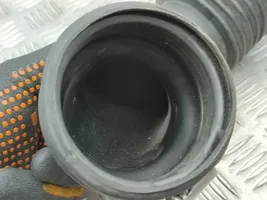 Opel Vivaro Tubo flessibile intercooler 