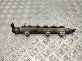 Opel Vivaro Fuel main line pipe 8200610770