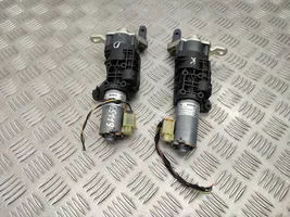 Audi A4 S4 B9 Siłownik elektryczny podnoszenia klapy tylnej / bagażnika 1397221109