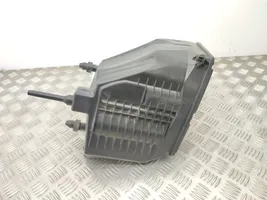 Audi A4 S4 B9 Obudowa filtra powietrza 8W0133835AB