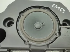 Audi A4 S4 B9 Subwoofer speaker 8W9035382B