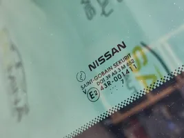 Nissan Qashqai Kattoikkunasarja 