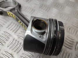 Skoda Yeti (5L) Piston CFH