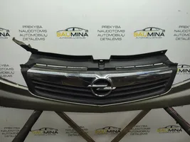 Opel Vivaro Front bumper upper radiator grill 