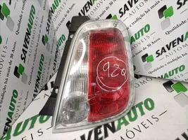 Fiat 500 Lampy tylnej klapy bagażnika 