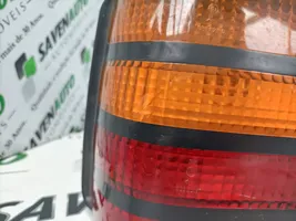 Ford Orion Lampy tylnej klapy bagażnika 