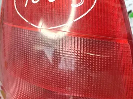 Citroen C3 Lampy tylnej klapy bagażnika 