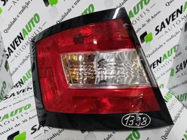 Skoda Fabia Mk3 (NJ) Lampy tylnej klapy bagażnika 