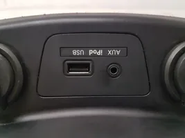 Hyundai i30 USB jungtis 