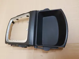 Hyundai i30 Rivestimento in plastica cornice della leva del cambio 