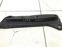Toyota Verso Unterfahrschutz Unterbodenschutz Kofferraum 582280F010