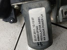 Toyota Verso Galinis varikliukas langų pakėlėjo 698400F040