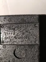 Ford Kuga I Kita salono detalė 3m51r19cc04