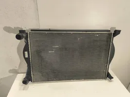 Audi A6 S6 C6 4F Радиатор охлаждающей жидкости 4F0121251Q