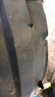 Toyota Corolla Verso E121 Pare-boue passage de roue avant 5338760F011