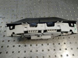 Ford Focus Spidometras (prietaisų skydelis) 98AP10841BC