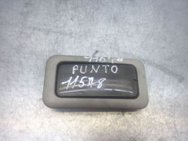Fiat Punto (188) Éclairage lumière plafonnier arrière 735244962