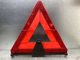 Audi A6 S6 C5 4B Emergency warning sign 27R030003