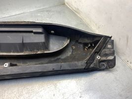 Renault Modus Kita variklio skyriaus detalė 8200214096