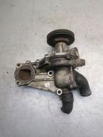 Volkswagen PASSAT B5 Termostaatin kotelo 030121121