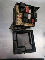 Toyota Prius (XW10) Module de fusibles 